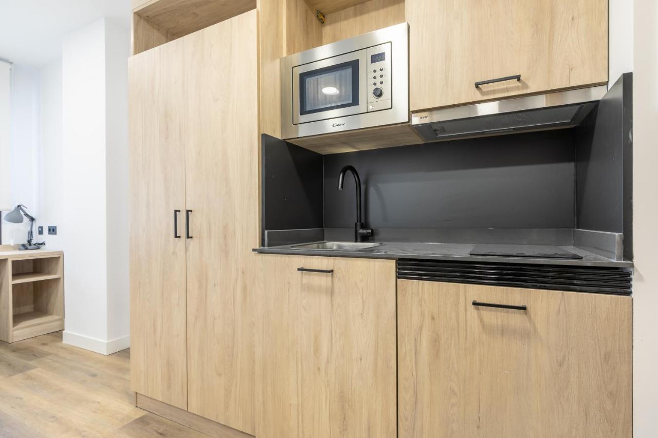 Micampus Xaudaro Student Residence Madrid Exterior photo
