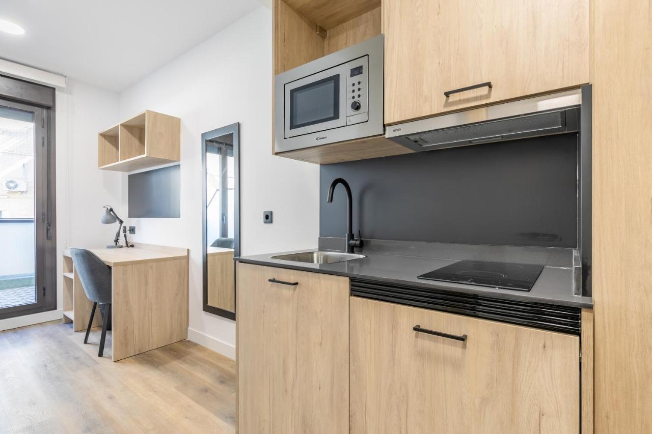 Micampus Xaudaro Student Residence Madrid Exterior photo